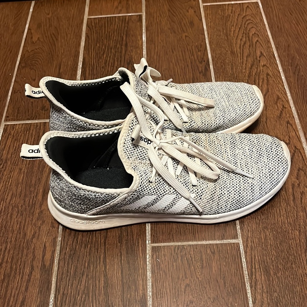 Adidas cloth gym shoes